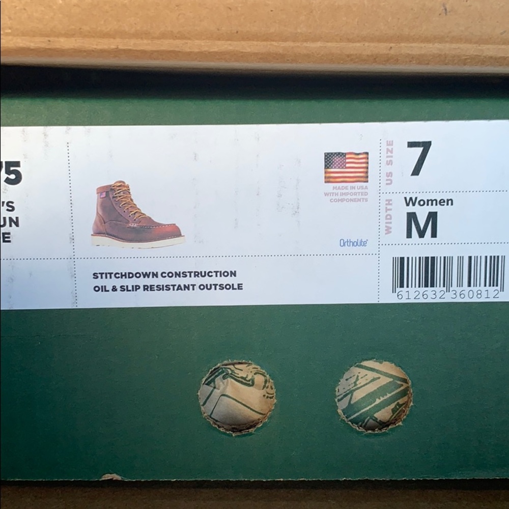 Women’s danner boots. fit is an 8